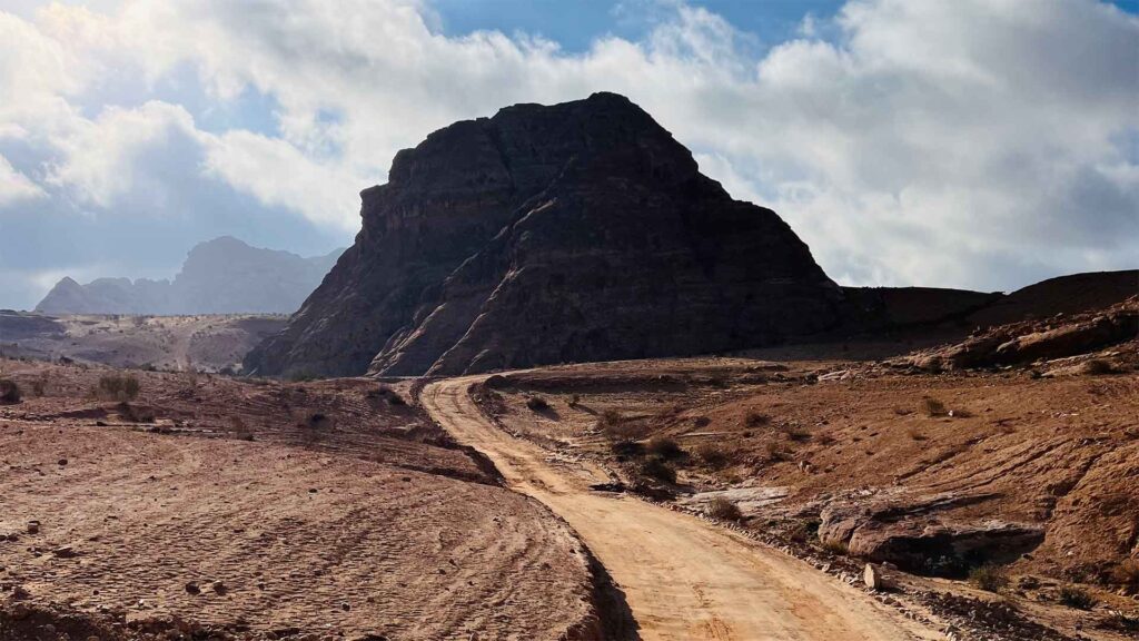 Petra back door trail scenery